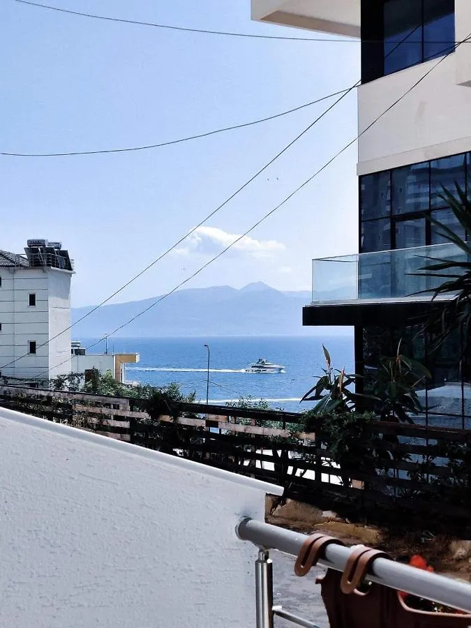 Aparthotel La Luna Apartments Sarande